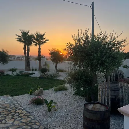 Casa Vacanze Il Vigneto Marsala Exterior photo